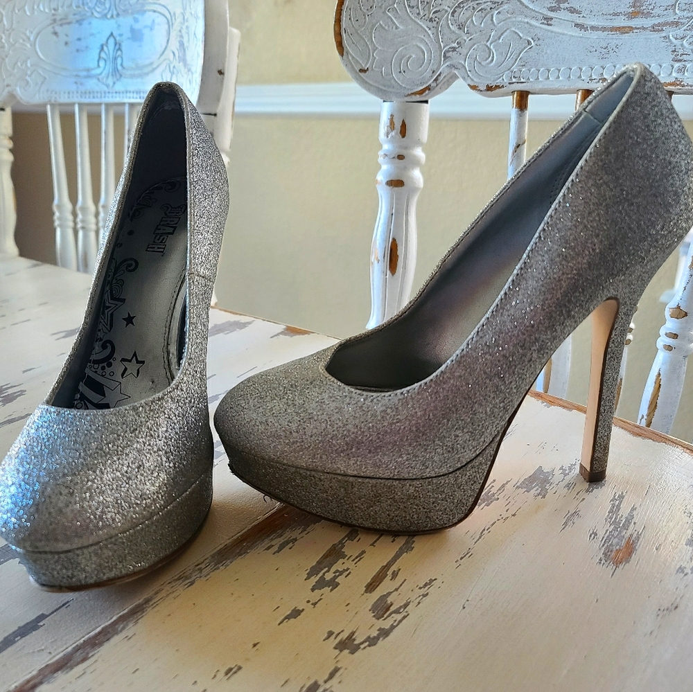 Trash Silver Glitter High Heels - Size 7